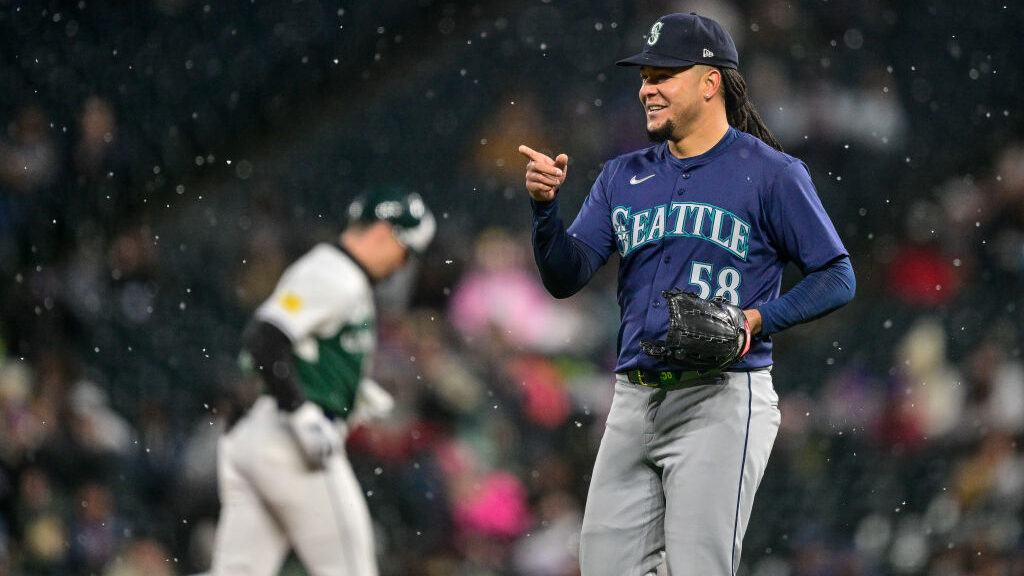 MLB DFS Cheat Sheet 5/6: Top DraftKings &amp; FanDuel Plays - DrRoto.com